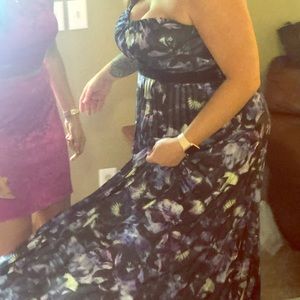 City Chic - Floor Length Dress 👗 M/18